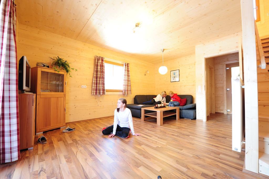 Feriendorf Am Hahnenkamm Reutte Zewnętrze zdjęcie